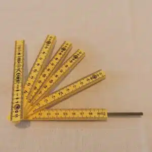Alternative view of Mètre à tirette en fibre de verre